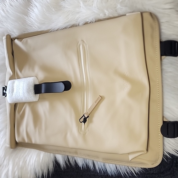 New Rains Rolltop Rucksack in Color Sand NWT
